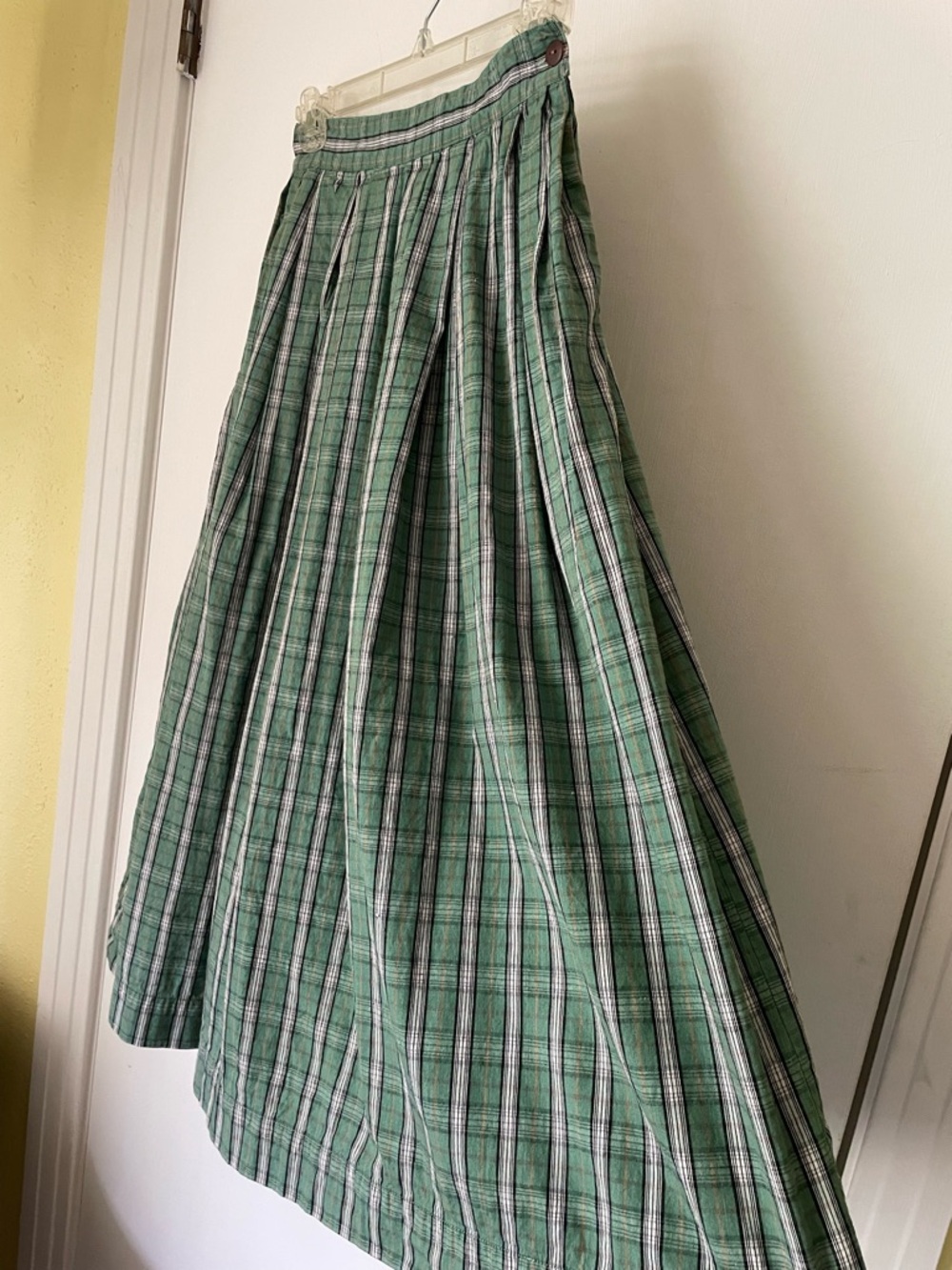 Vintage British Khaki Plaid Skirt